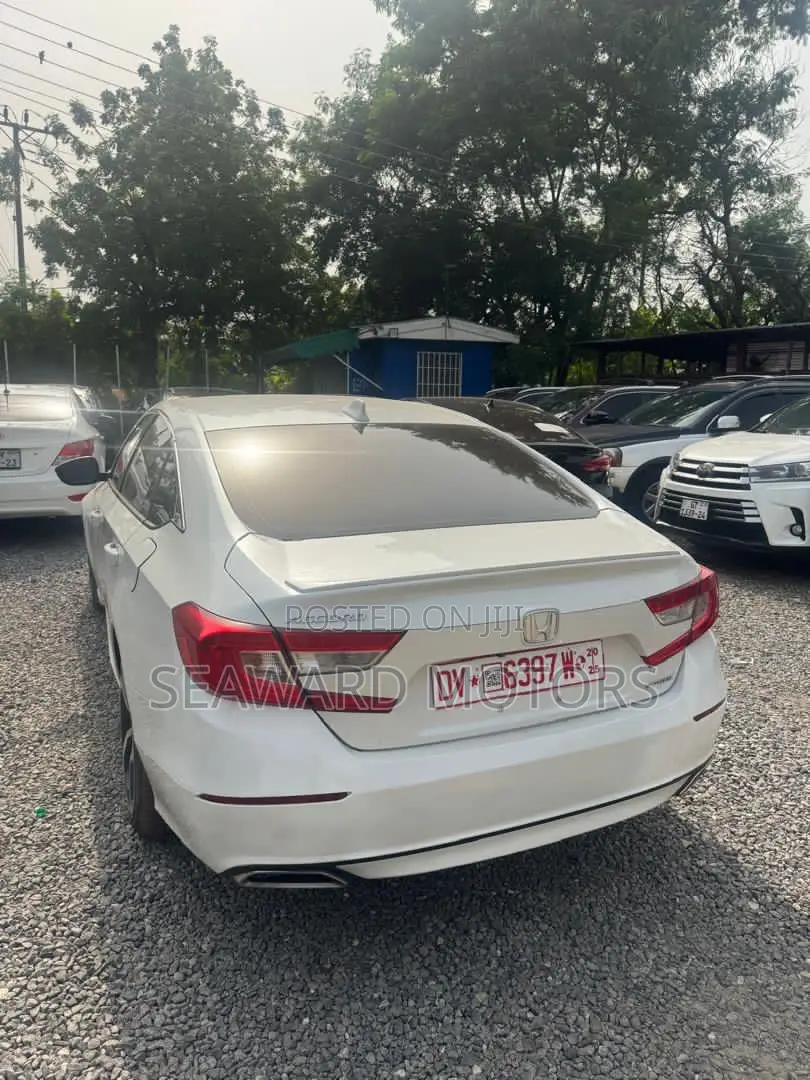 Honda Accord Sport 2018 White