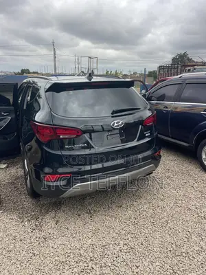 Hyundai Santa Fe SE AWD 2017 Black