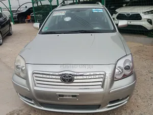Toyota Avensis 1.8 VVT-i 2006 Silver