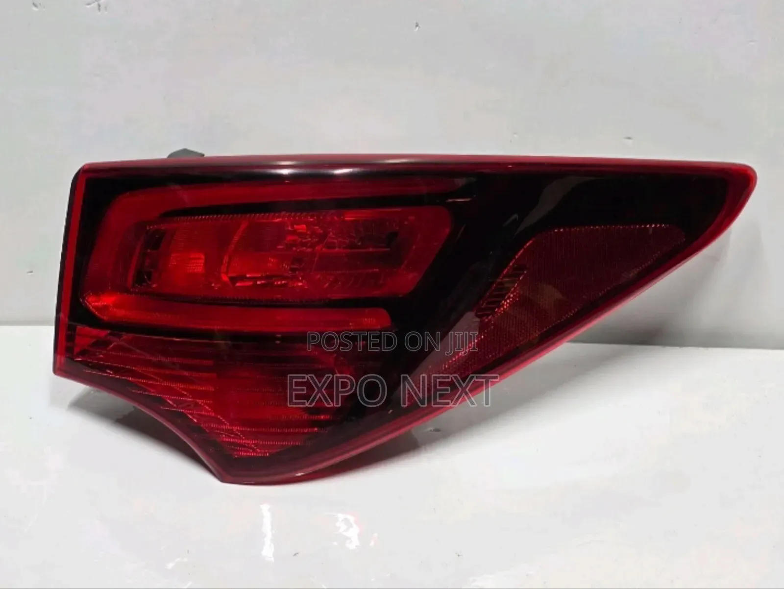 Oem Left Side Tail Light Assembly For A 2017-2019 Hyundai Santa Fe