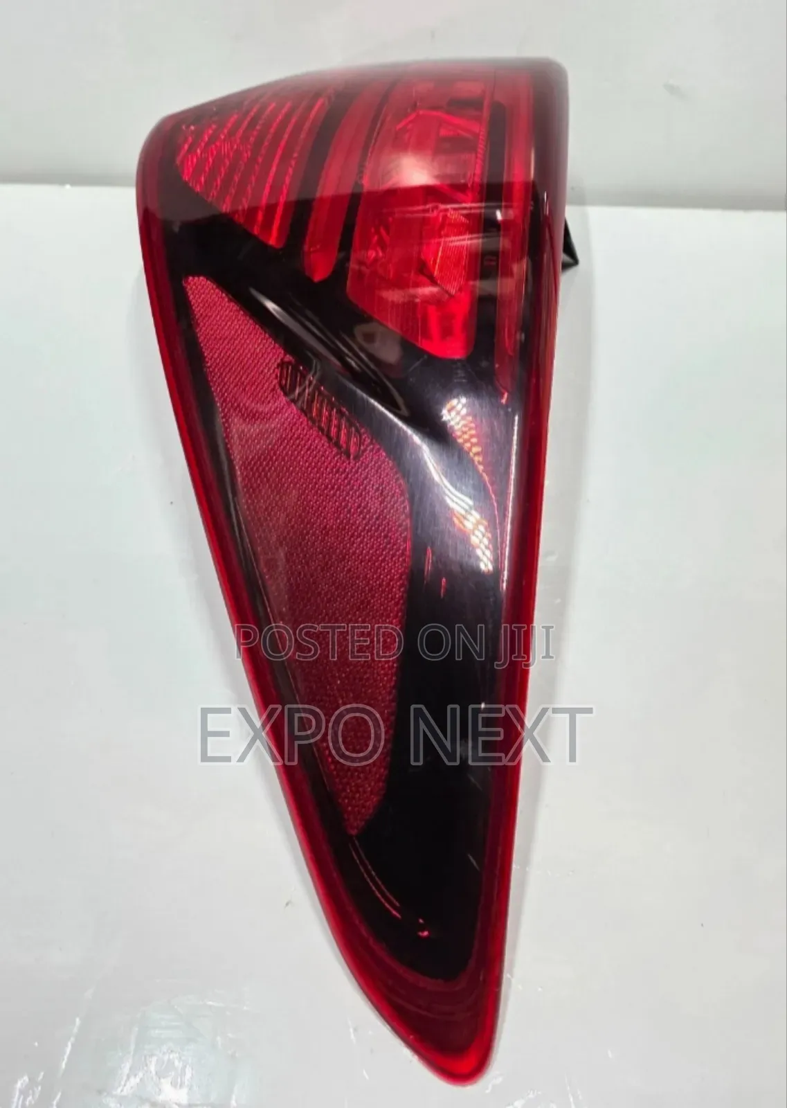 Oem Left Side Tail Light Assembly For A 2017-2019 Hyundai Santa Fe