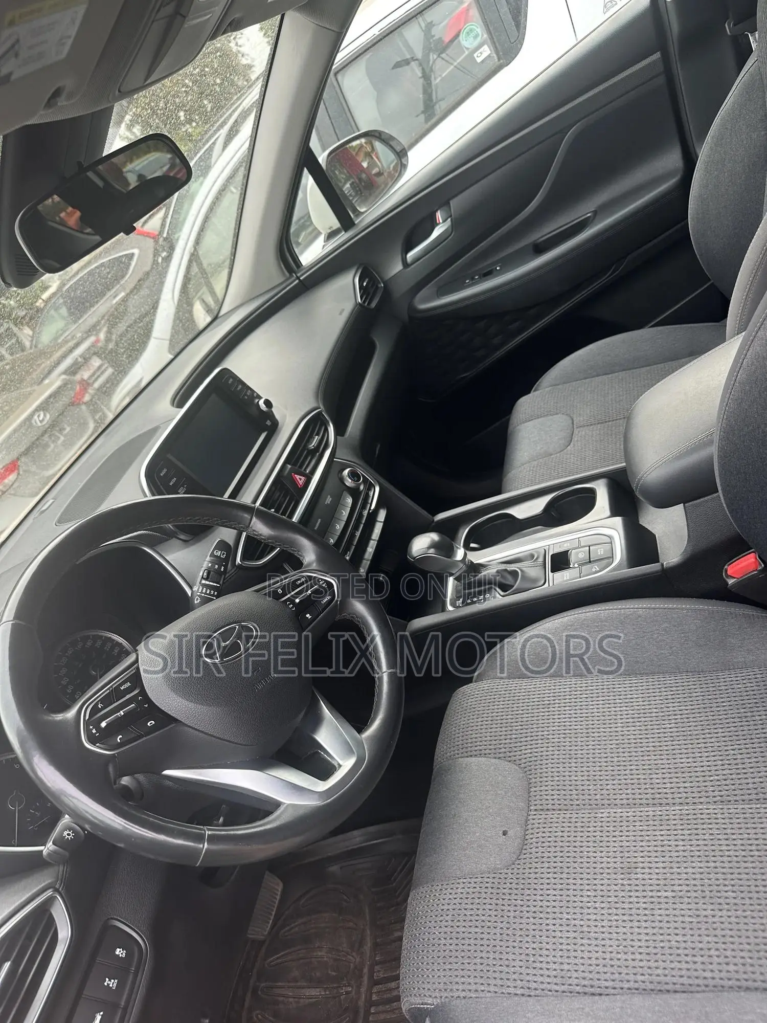 Hyundai Santa Fe SE 2.4 AWD 2020 White