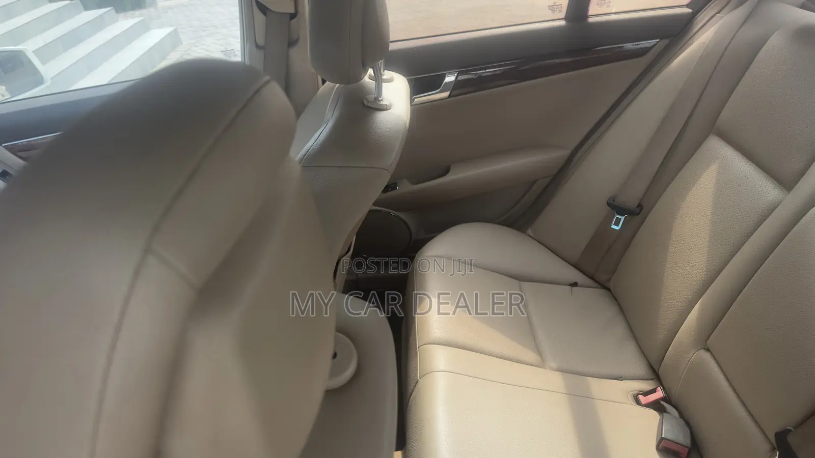 Mercedes-Benz C300 2011 White