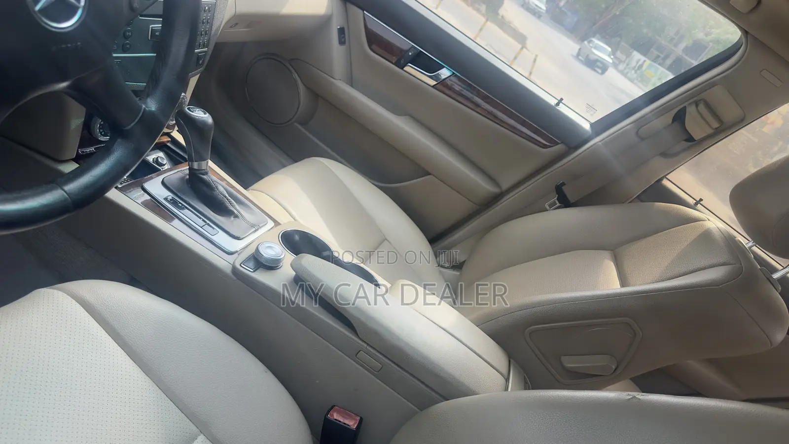 Mercedes-Benz C300 2011 White