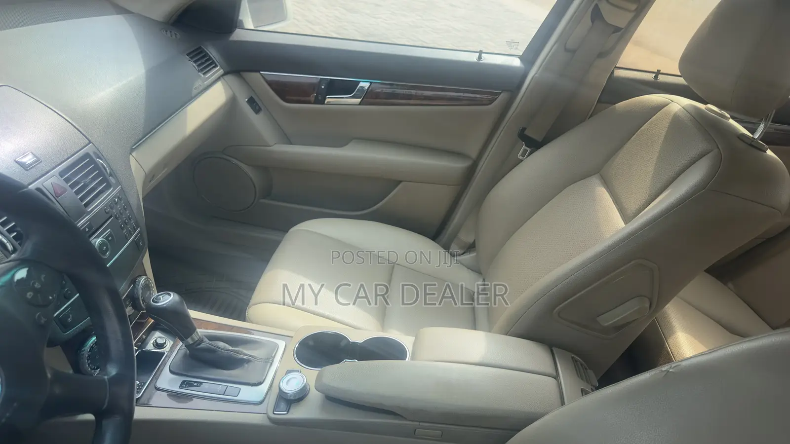 Mercedes-Benz C300 2011 White