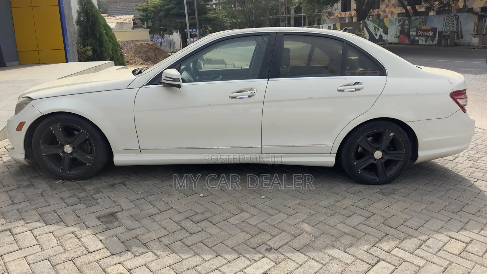 Mercedes-Benz C300 2011 White