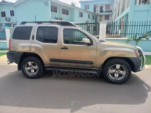 Nissan Xterra SE 2008 Gold