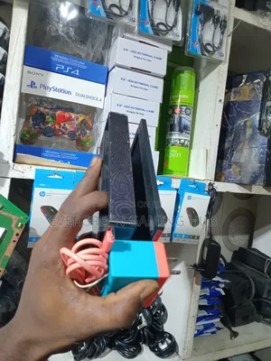 Original Nitendo Charger and Docking Stand