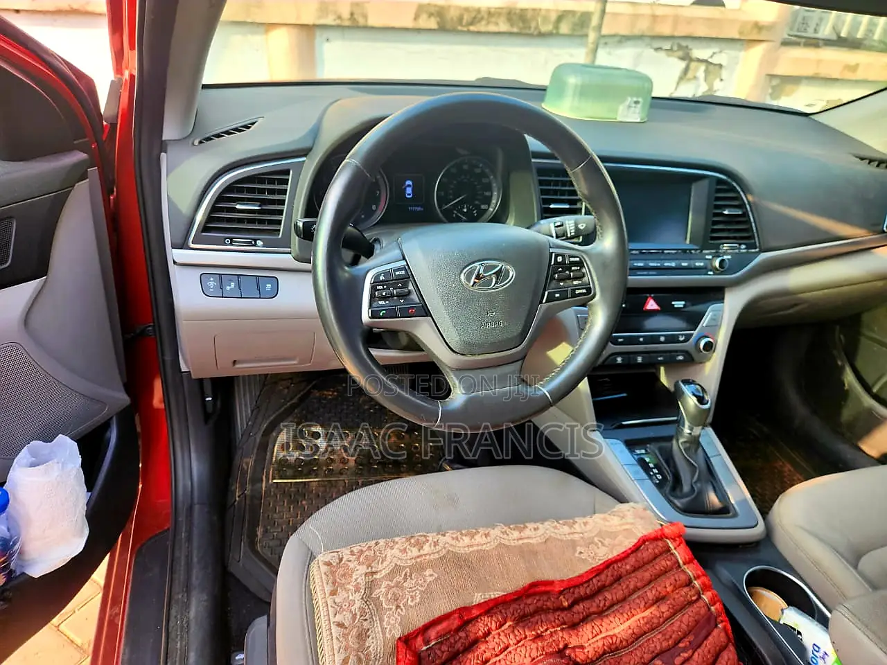 Hyundai Elantra 2018 Red