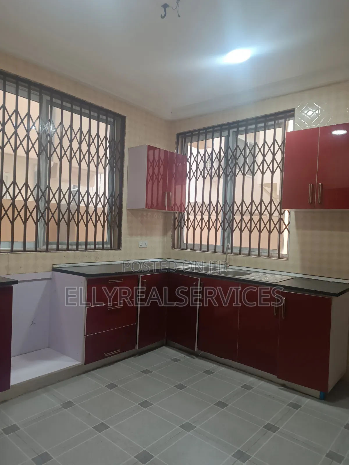 3bdrm House in Elly Real Services, Pentecost for rent