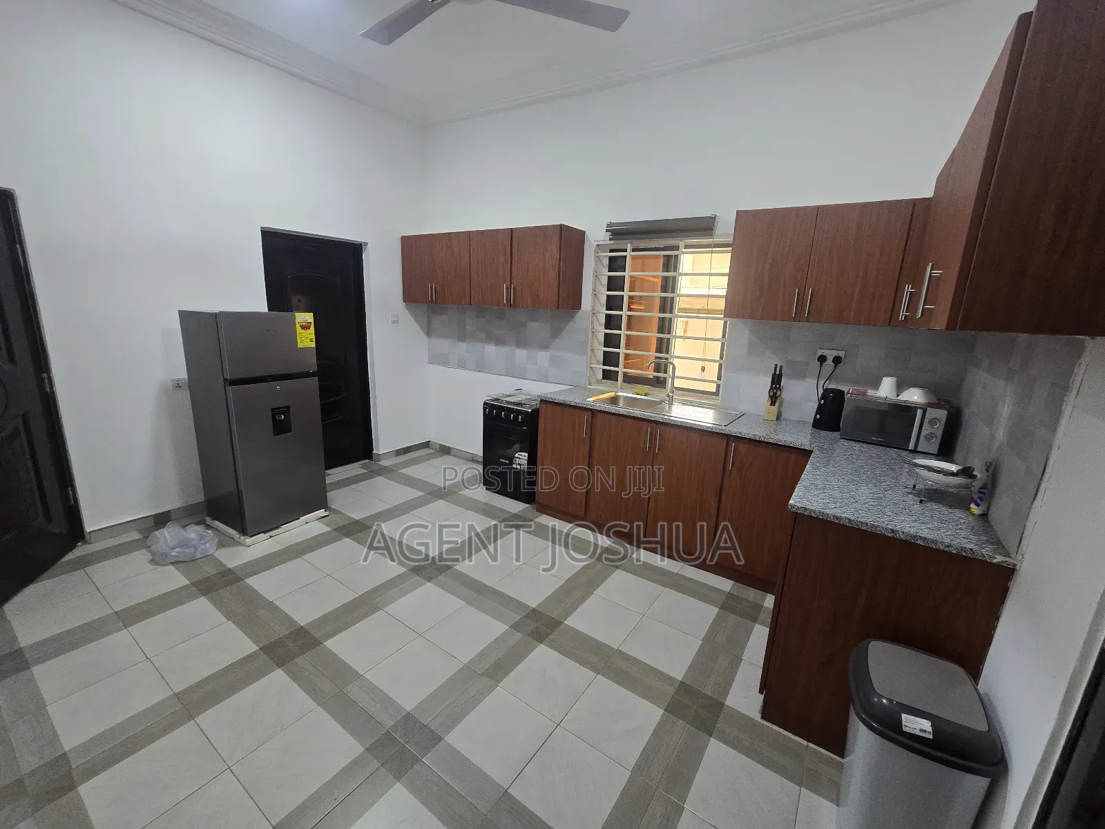 Furnished 3bdrm Apartment in Luxury Spintex, Baatsona Total for rent