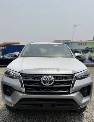 New Toyota Fortuner 2025 Silver