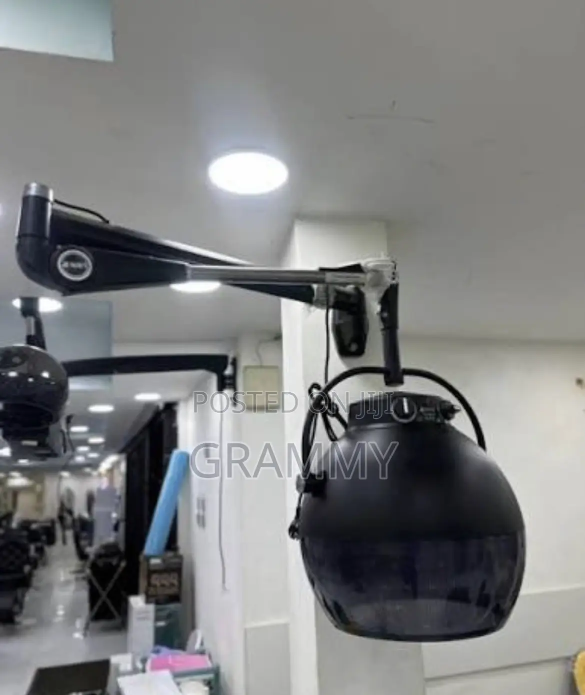 Wave Wall Mounted Dryer