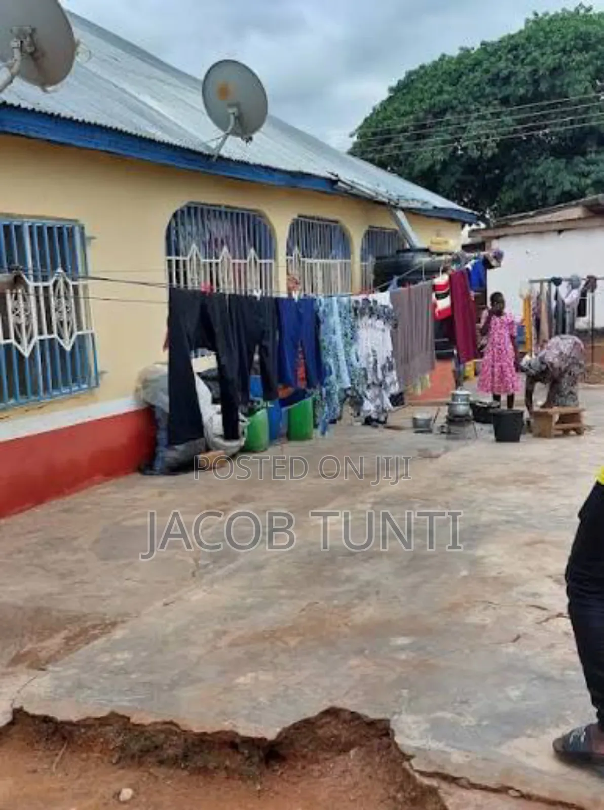 Laundry And Cleaning Services