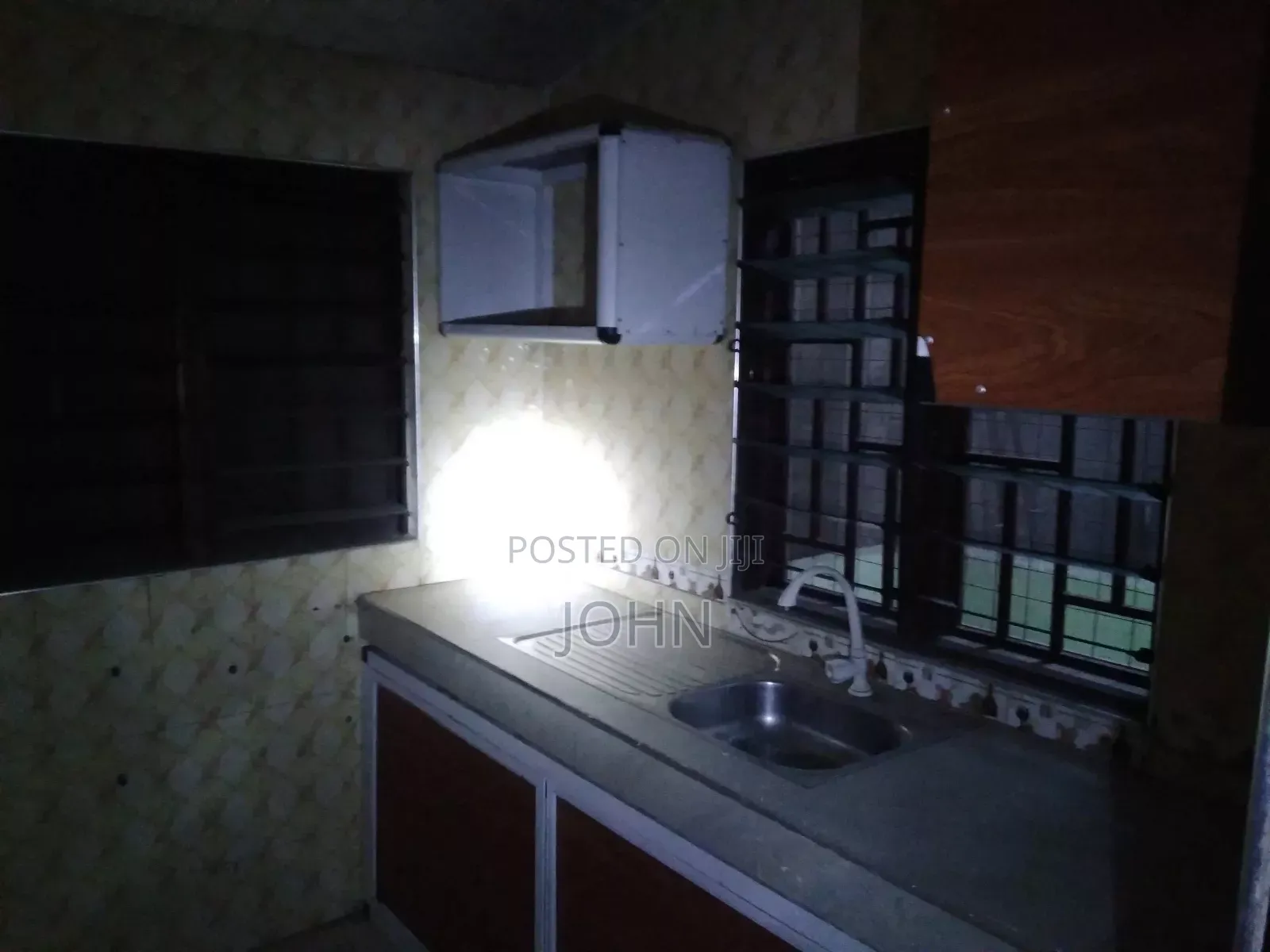 1bdrm Room & Parlour in Survivorestates, Manhean for rent