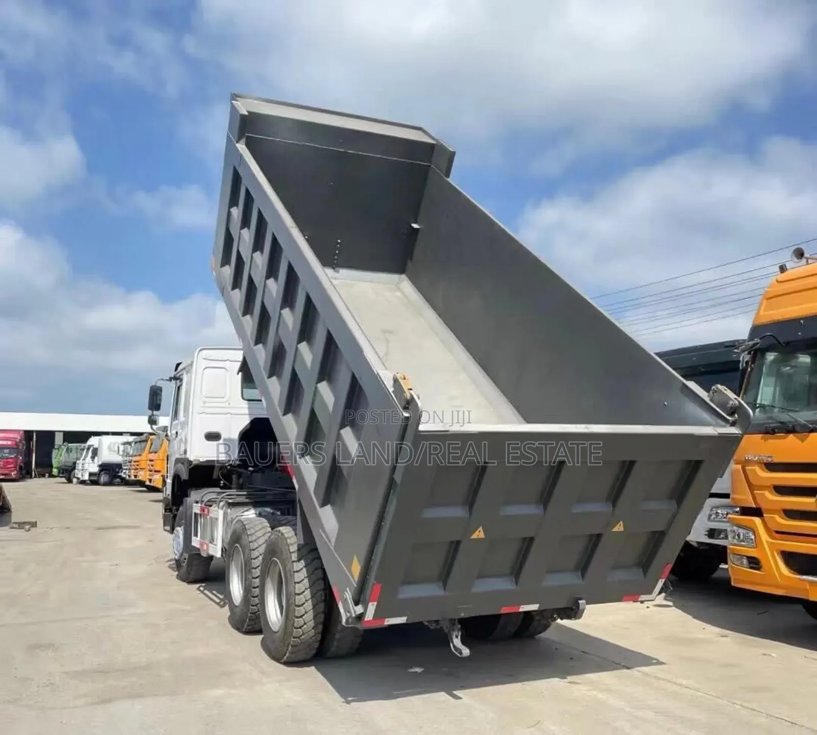 Sinotruk Howo Dump Trucks.