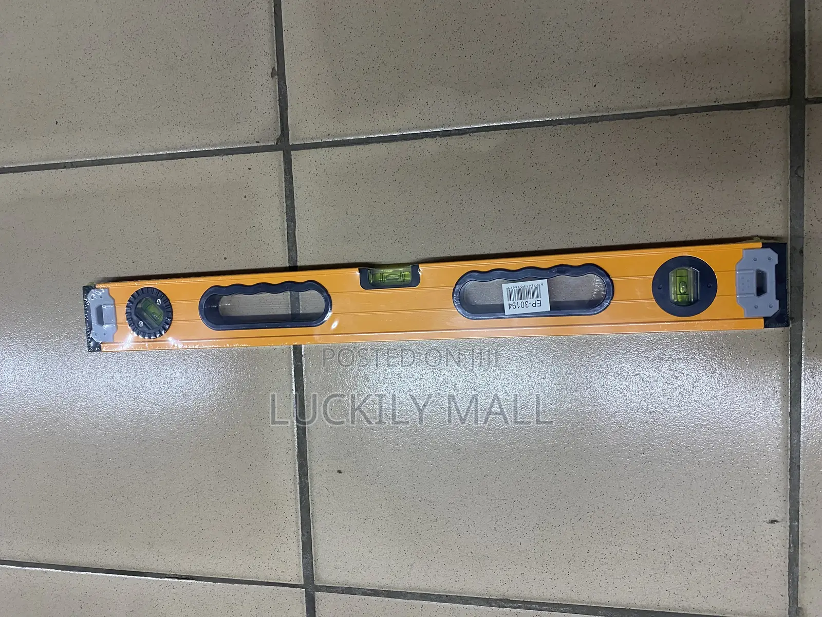 A 600mm Level