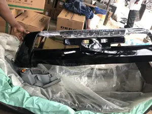 Prado Spoiler