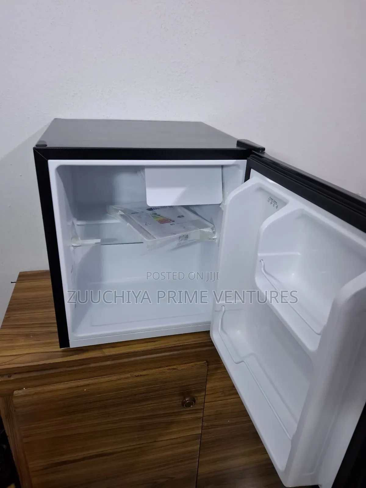 Heinrich's 45.L Mini Refregerator From Germany