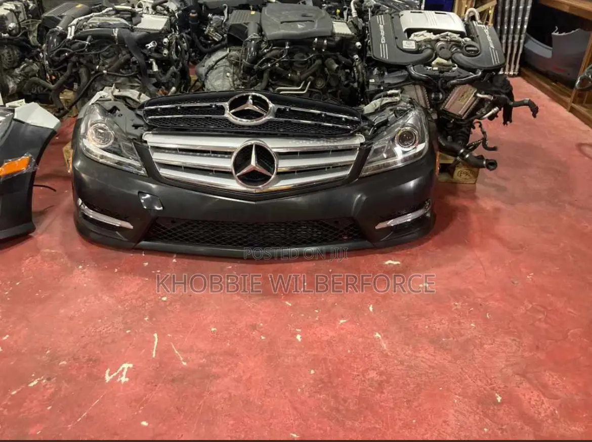 Mercedes Benz C250 Front Cut