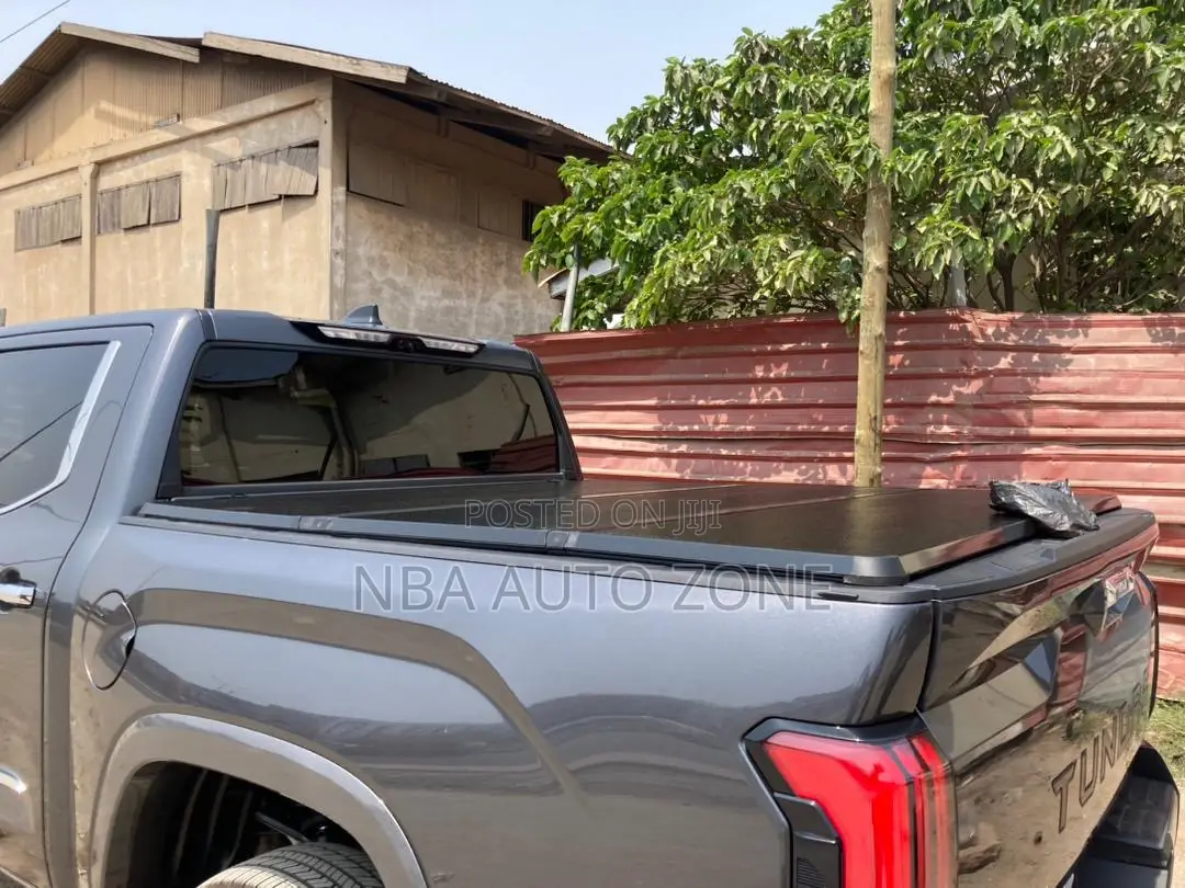 Toyota Tundra 2014-25 Bucket Cover