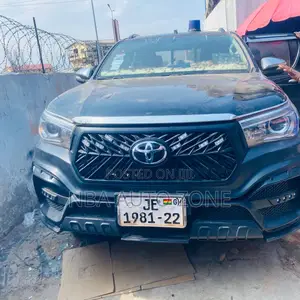 Toyota Hilux 2017-19 Complete Spec Bumper