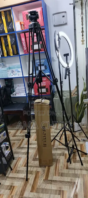 Wt -717 Heavy Duty Tripod