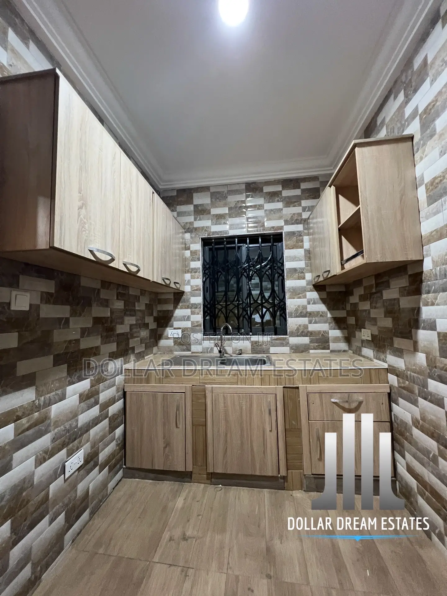2bdrm Apartment in Madina for rent
