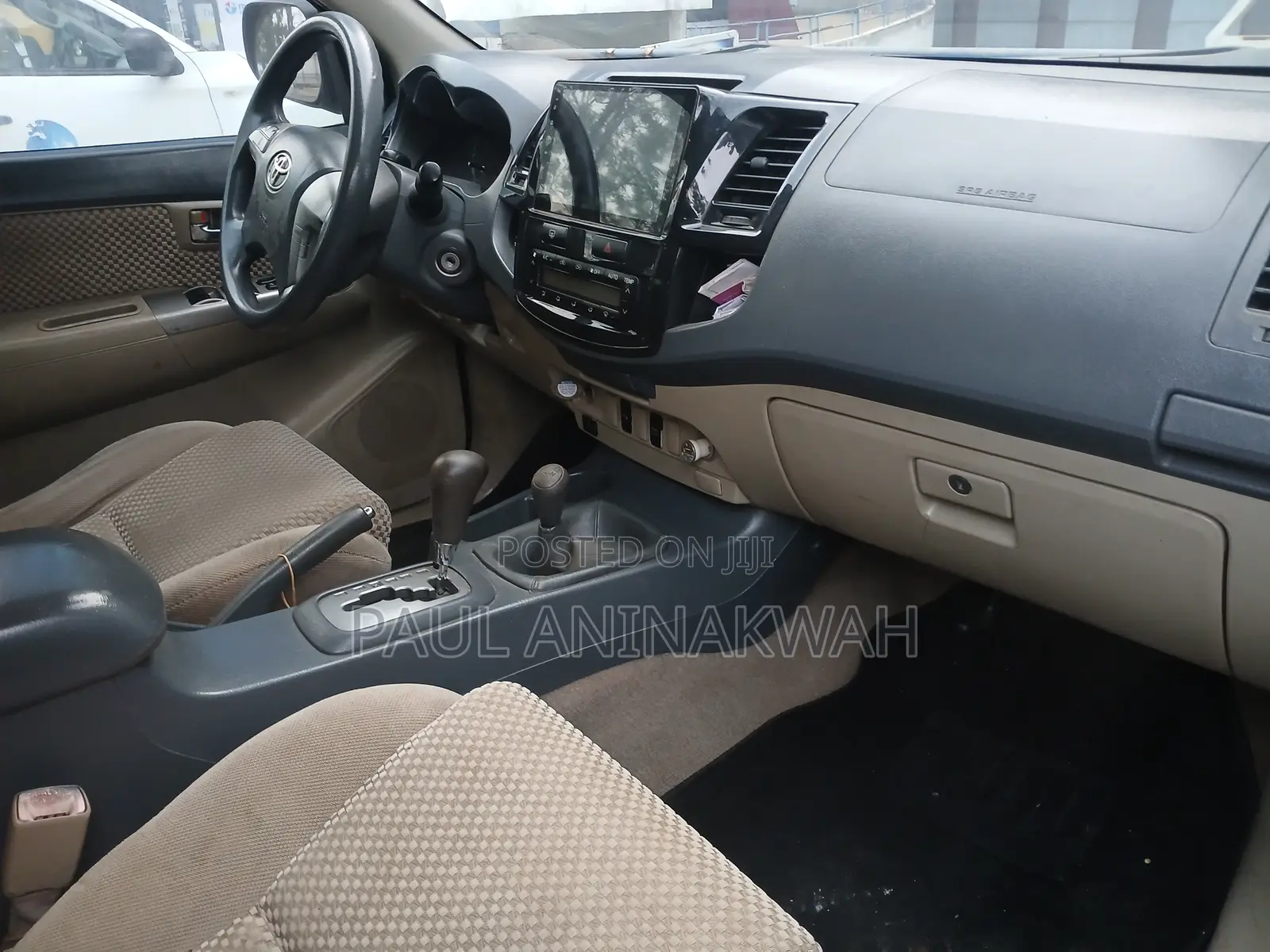 Toyota Fortuner 2.7 AWD 2012 Black