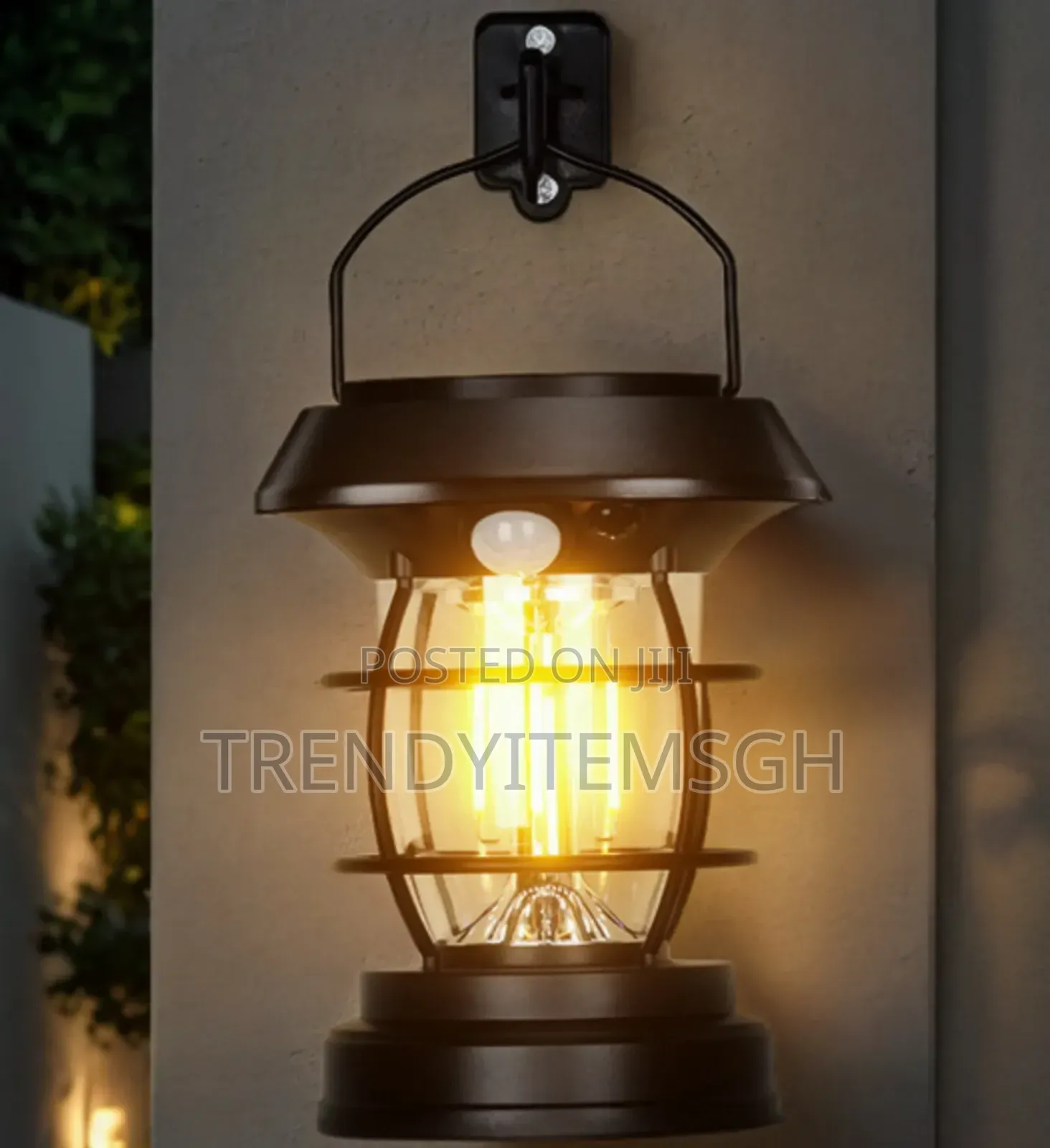 Dual Purpose Rechargeable/ Solar Led Lantern