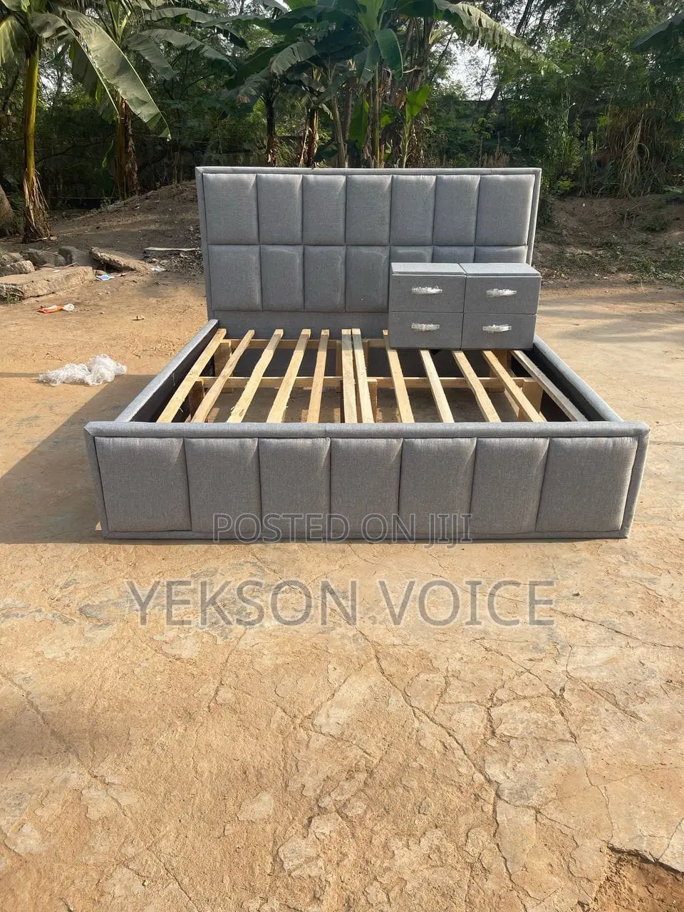 Queen Size Bed Frame With Drawer