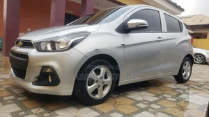 Chevrolet Spark 2018 Silver