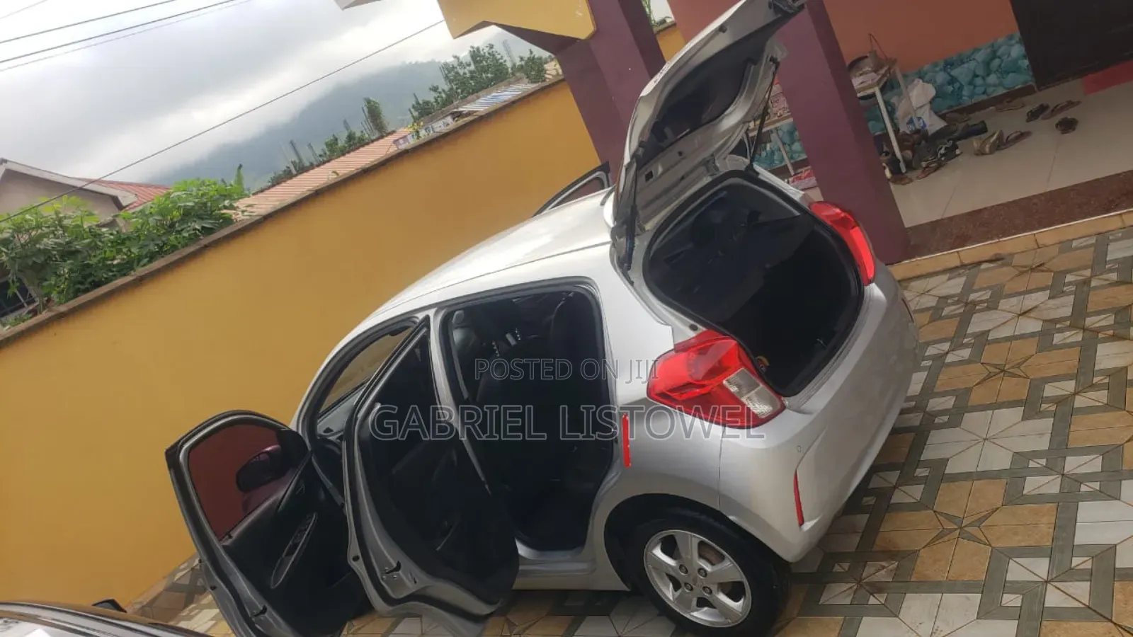 Chevrolet Spark 2018 Silver
