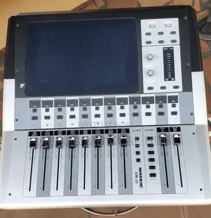 Mackie Dm-20 Digital Mixer