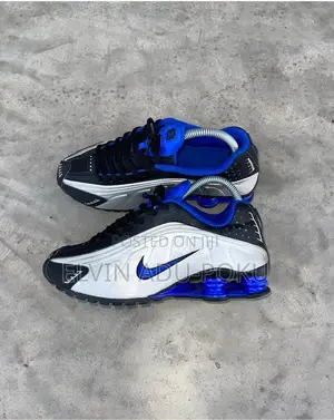 Nike Shox R4 Trainers In Different Colours , Swipe >>>