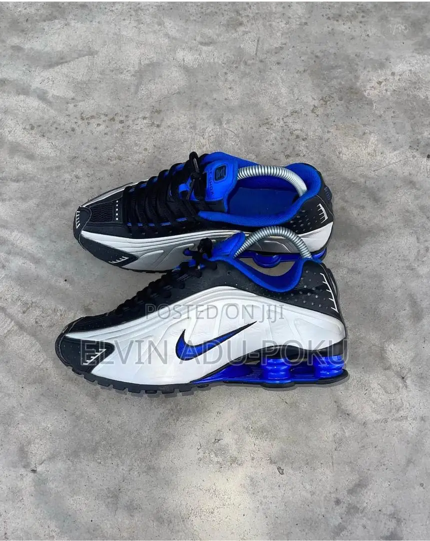 Nike Shox R4 Trainers In Different Colours , Swipe >>>