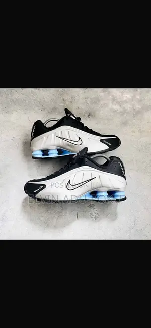 Nike Shox R4 Trainers In Different Colours , Swipe >>>