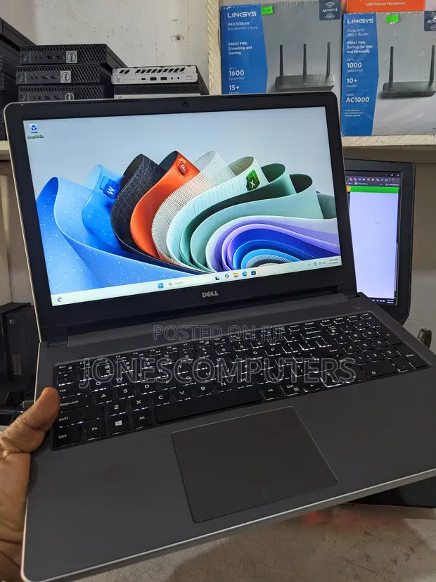 Laptop Dell Inspiron 15 5559 8GB Intel Core i5 SSD 256GB in