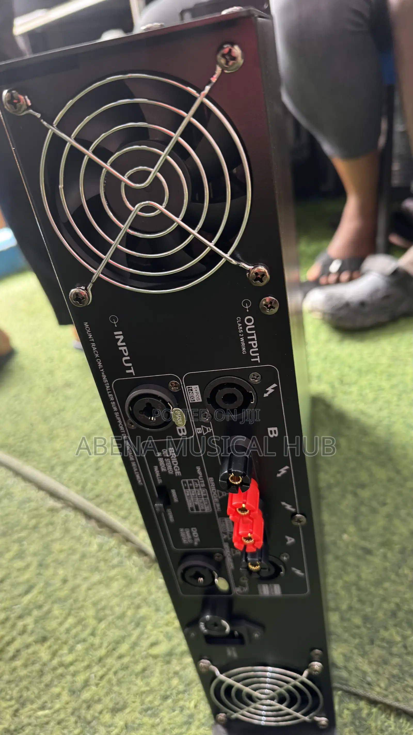 Peavey Cs 2000 Mid Amplifier