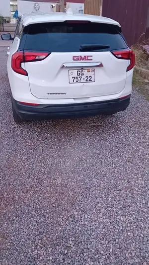 GMC Terrain SLE FWD 2018 White