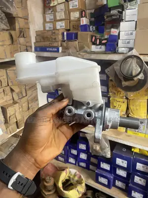 Brake Pot Toyota Vitz