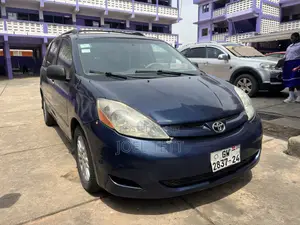 Toyota Sienna 2008 Blue