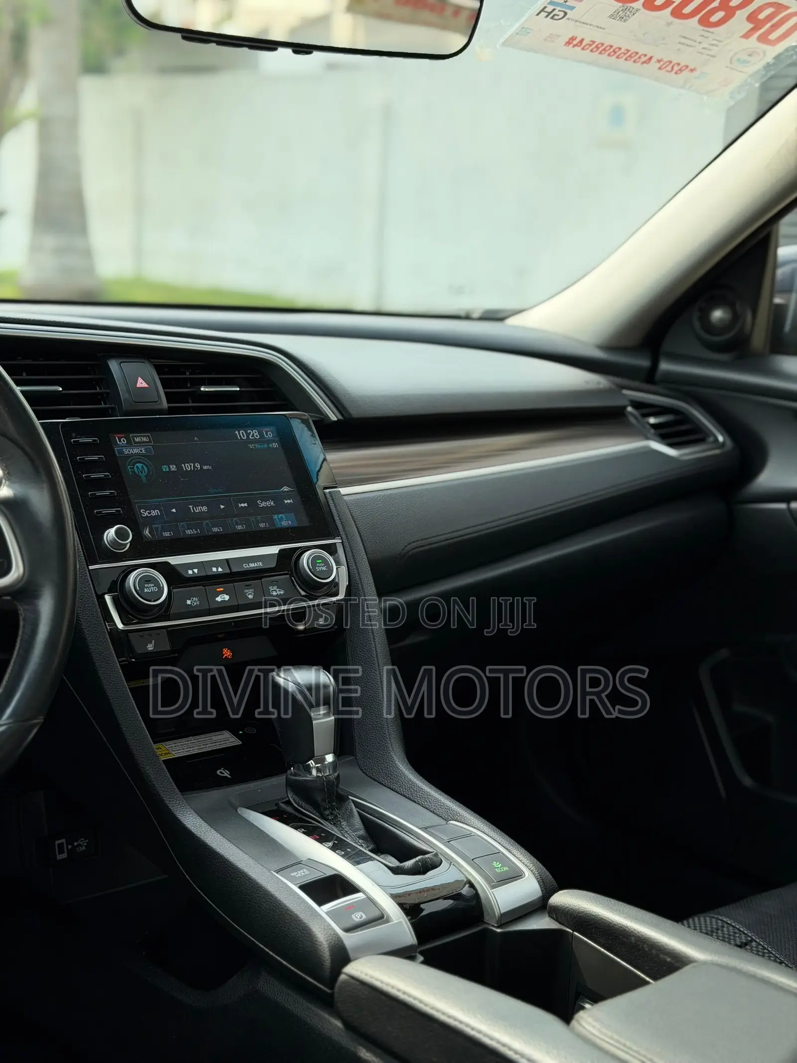 Honda Civic Touring Sedan 2020 Gray