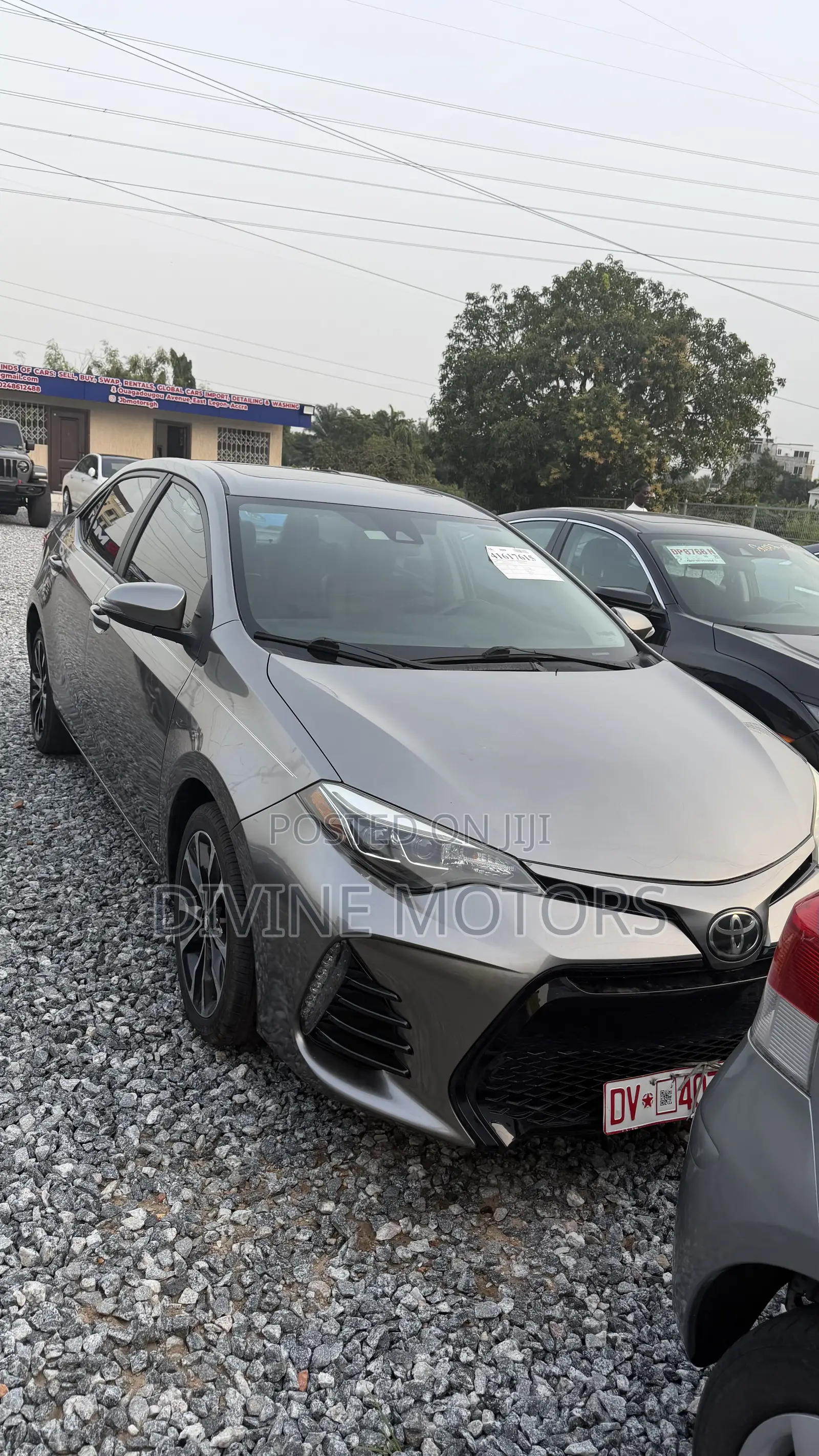 Toyota Corolla SE (1.8L 4cyl 2A) 2018 Gray