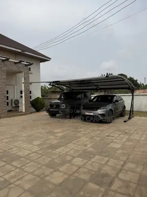 Ultra Modern Foreign Carport Shade