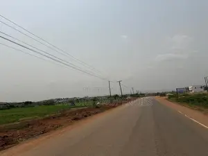 Acres of Titled Land on the Katamason