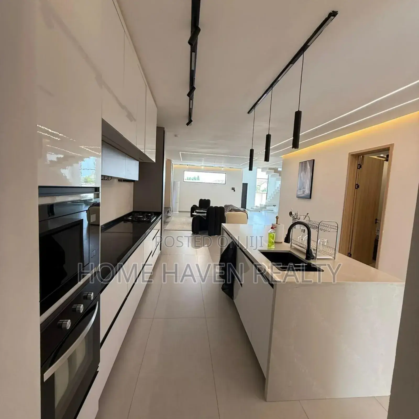 4bdrm House in East Legon, Otano for sale
