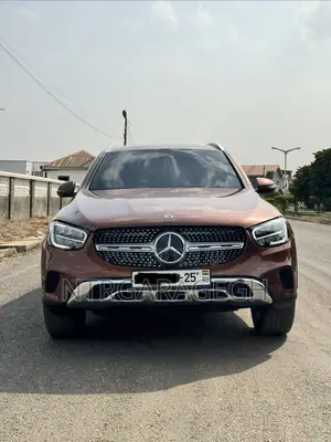 Mercedes-Benz GLC-Class 2022 Brown