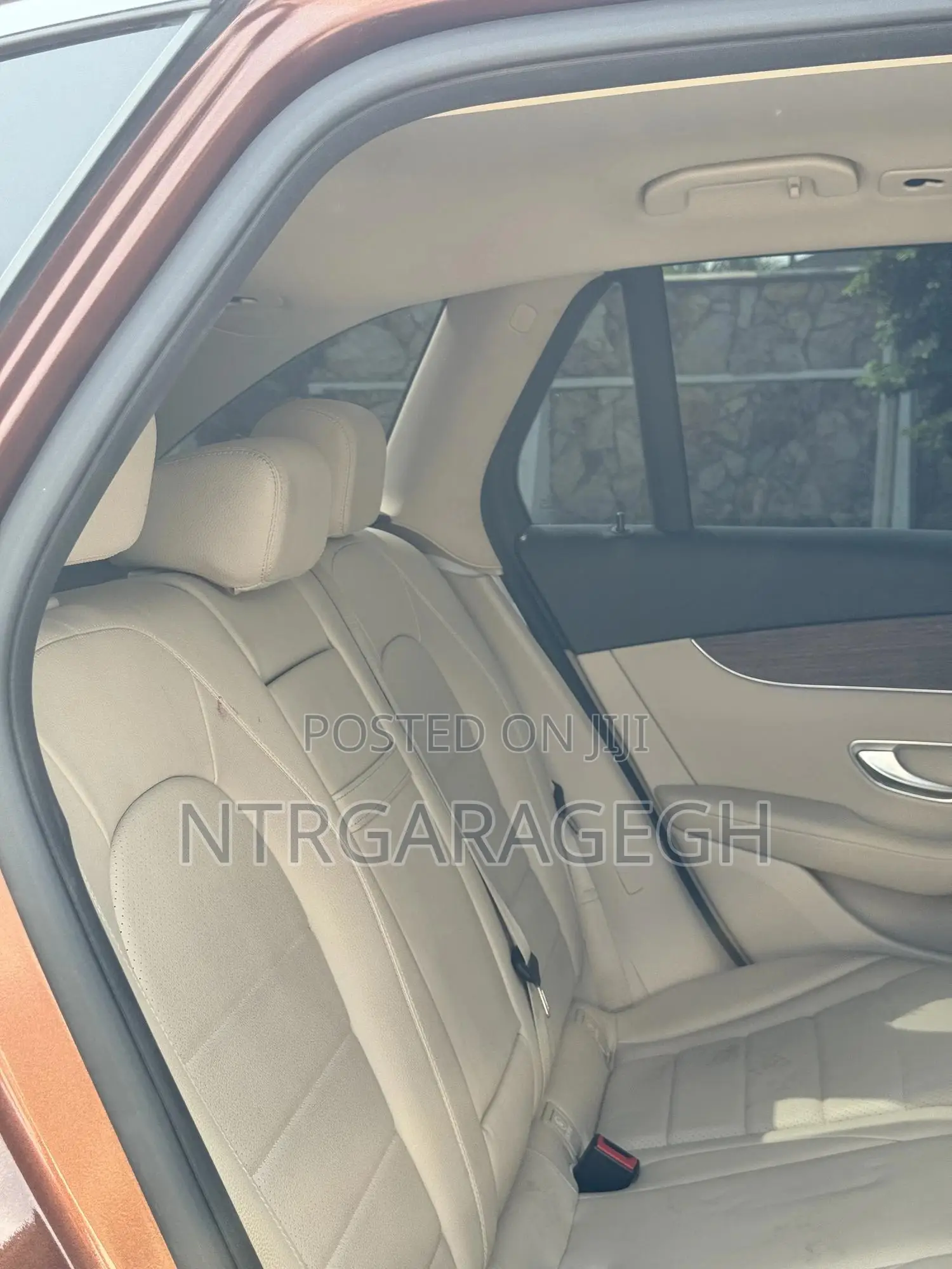 Mercedes-Benz GLC-Class 2022 Brown