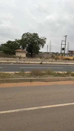Plots of Roadside Land for Sale at Borteyman